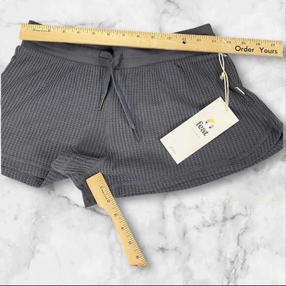Feat Women’s TreeCell Waffle Shorts Gray Drawstring Size Small NWT - Picture 9 of 13